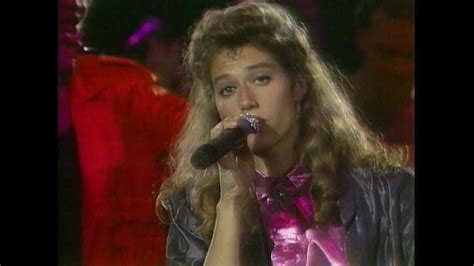 Amy Grant - "Find A Way" & "Everywhere I Go" (1986) - MDA Telethon - YouTube