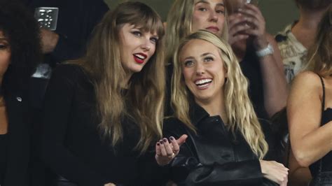 Taylor Swift & Brittany Mahomes' New Friendship Is Our Super Bowl