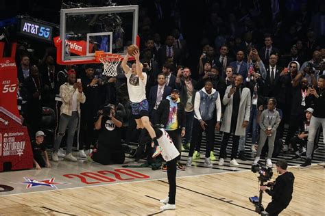 Pat Connaughton Competes in 2020 AT&T Slam Dunk Contest Photo Gallery ...