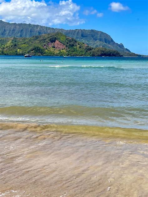 12 Best North Shore Beaches in Kauai: Complete 2024 Guide!