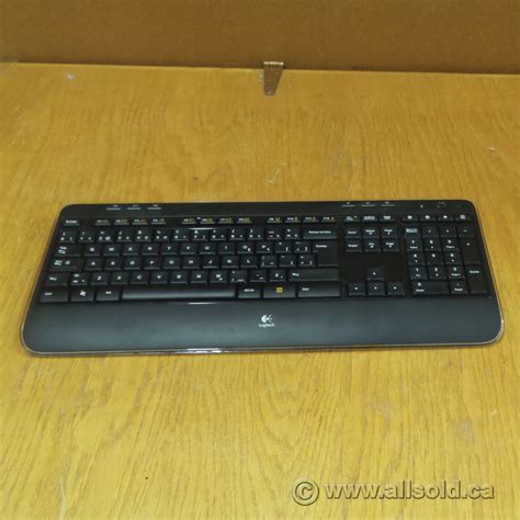 Logitech Wireless K520 French Keyboard - Allsold.ca - Buy & Sell Used ...