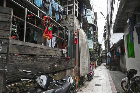 Manila facing worsening floods | The Star