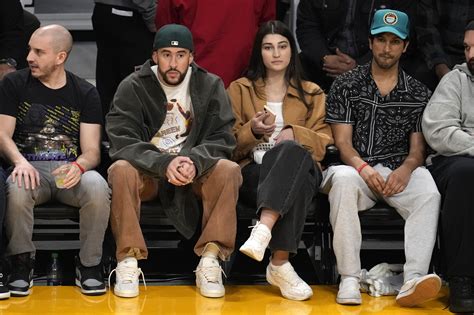 Celebrity Bingo: Jay-Z, Bad Bunny and all celebs that showed up for LeBron's record night | Marca