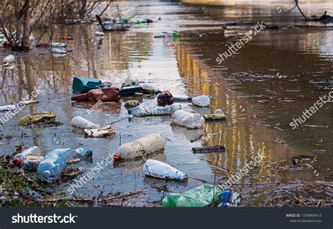 97,920 Dirty rivers Stock Photos, Images & Photography | Shutterstock