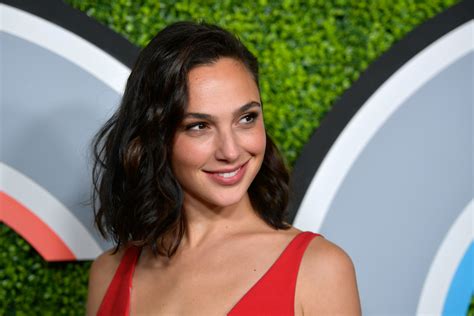 Gal Gadot Is the Highest-Grossing Actress of 2017 | Vanity Fair