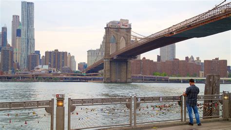 Brooklyn Heights Promenade, New York Vacation Rentals: house rentals & more | Vrbo