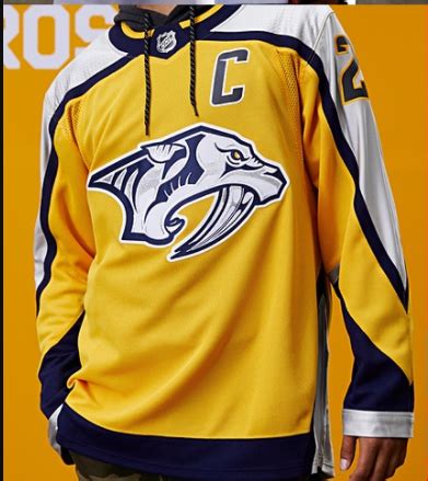 How the Nashville Predators reverse-retro jersey should have looked. Quick mock-up on my iPad ...