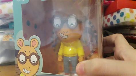 Toonytoooz: Unboxing The Arthur Youtooz Figure! - YouTube