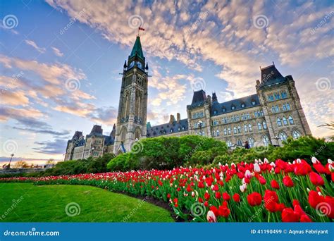 Ottawa Parliament Building stock image. Image of landmark - 41190499