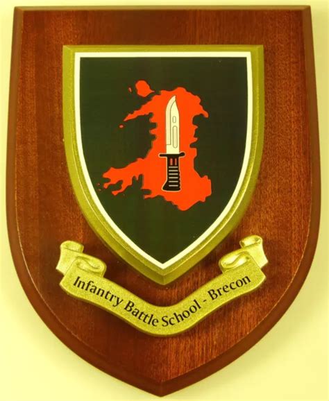 BRITISH ARMY INFANTRY Battle School Brecon Hand Made Regimental Mess ...