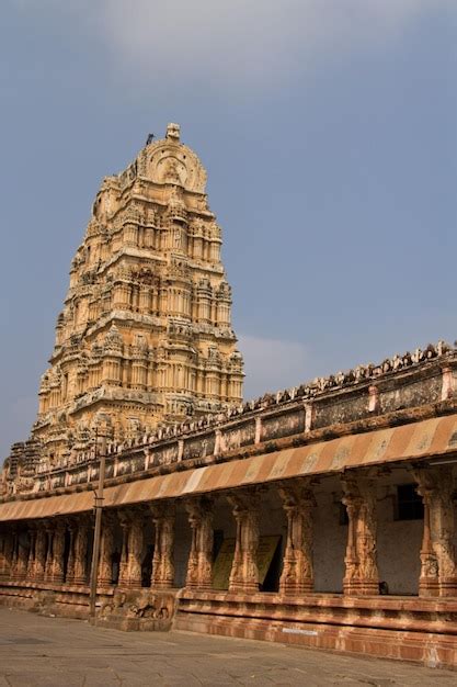 Premium Photo | Ancient ruins of hampi temples, karnataka, india.