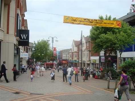 High Street, Sutton, Surrey © Stacey Harris cc-by-sa/2.0 :: Geograph ...