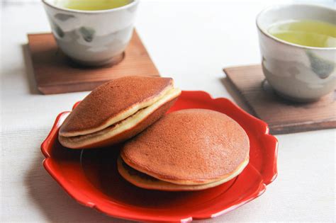 Dorayaki Recipe | Recipe | Dorayaki recipe, Japanese dessert, Japanese cooking