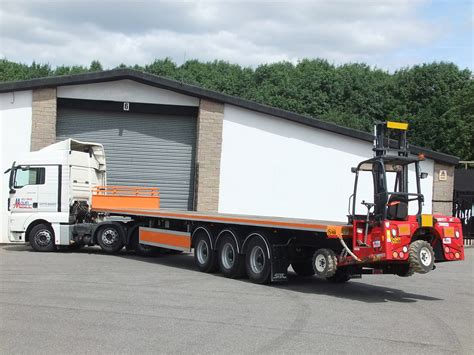 Maun Motors Self Drive | HGV Trailer Hire 3-Axle Flatbed Trailer for ...