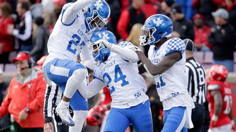 Kentucky Wildcats Football 2017 Roster and Depth Chart Released - A Sea Of Blue