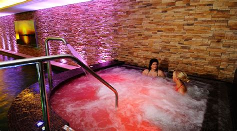 Spa Days, Spa Breaks & Hotels in New Forest From £20