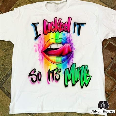 Airbrush 90's Lips Shirt Design | Airbrush t shirts, Lips shirt ...