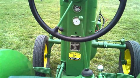 John Deere Model M - YouTube