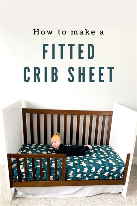 How to Make a Crib Sheet Tutorial // Sew a crib sheet - Kara Metta