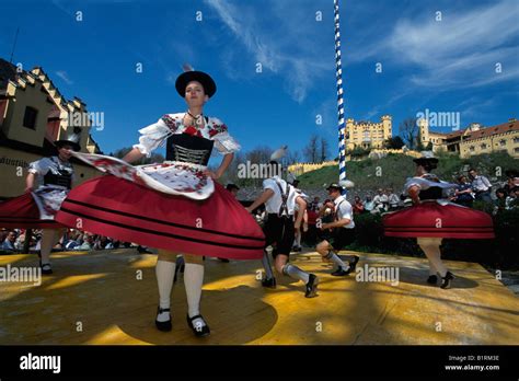 Bavarian dance hi-res stock photography and images - Alamy