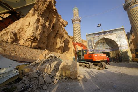 Seven dead from landslide near shrine in Karbala