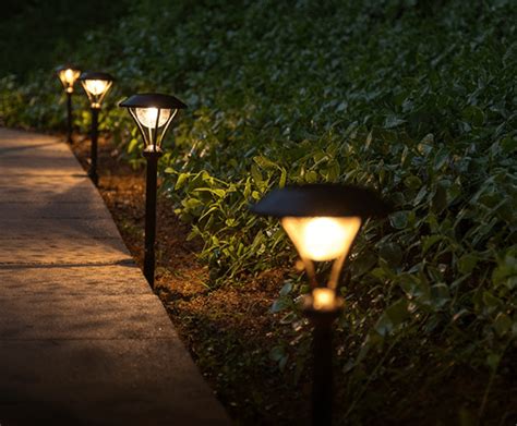 LED Landscape Lighting | Super Bright LEDs