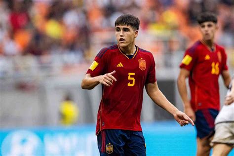 Chelsea veut sa merveille : Découvrez le prodige du Barça convoité