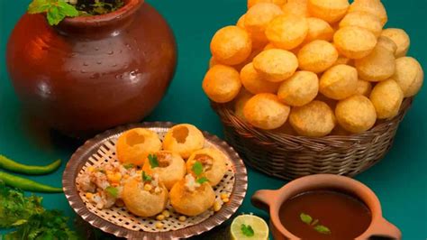 Craving Phuchka? 5 Top Places To Grab Phuchka In Kolkata