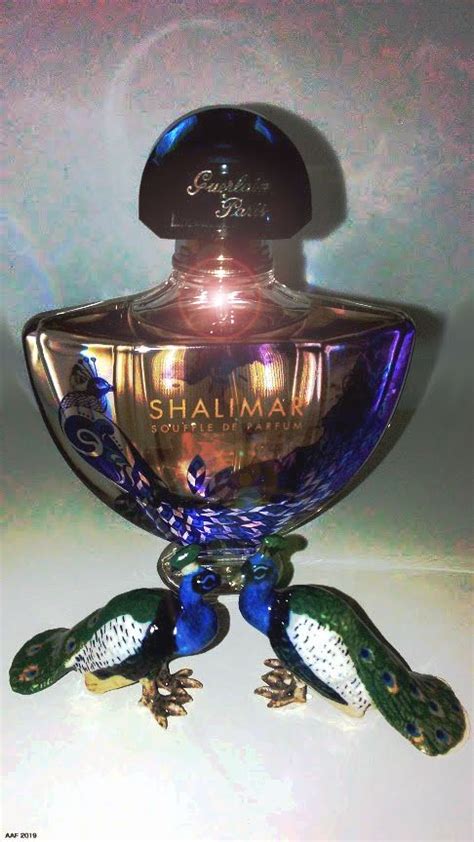 Shalimar Souffle de Parfum 2017 Limited Edition | Perfume, Shalimar, Perfume bottles