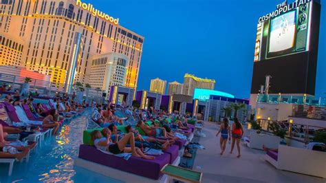 Las Vegas Luxury Hotel | Dive In Movies | The Cosmopolitan