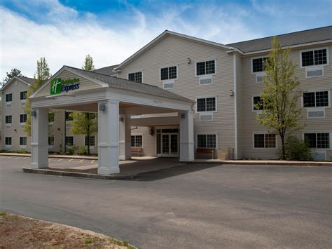 Holiday Inn Express & Suites North Conway - Hotel Reviews & Photos