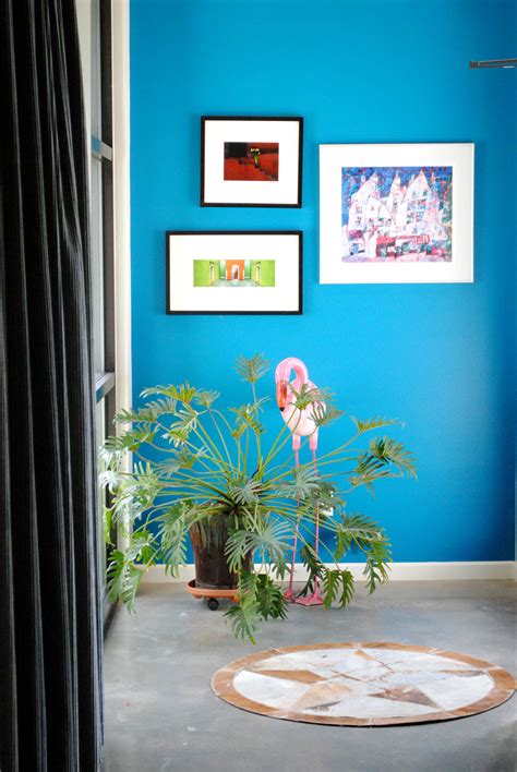 20 Bold & Beautiful Blue Wall Paint Colors | Apartment Therapy