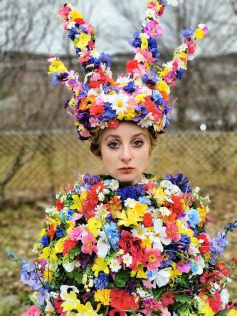 midsommar flower crown movie Midsommar zaren hallows - Hike the Clappers