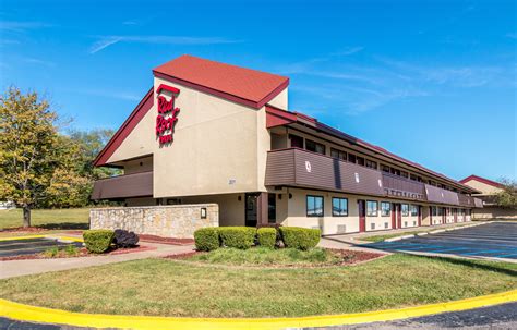 Red Roof Inn Columbia, MO- Tourist Class Columbia, MO Hotels- Business ...