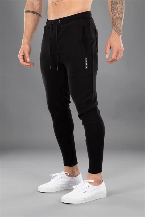 208 The Perfect Joggers | Workout clothes brands, Joggers, Slim joggers