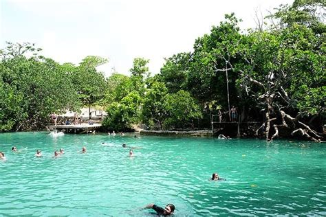 The Blue Lagoon Vanuatu Travel Guide: A Piece of Heaven near Port Vila