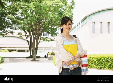 Campus life japanese college hi-res stock photography and images - Alamy