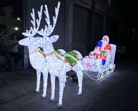 Outdoor Christmas Decoration LED Reindeer Sleigh | YanDecor