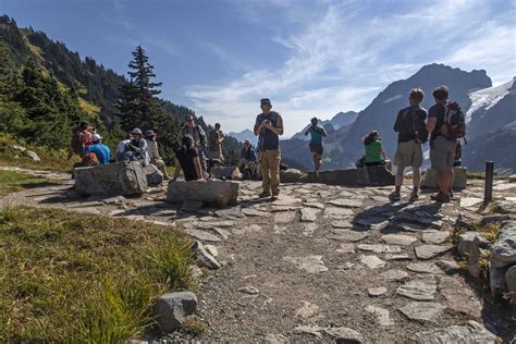 Hike to Stehekin across the North Cascades to Lake Chelan