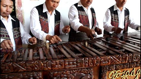 Marimba Antigua Guatemala - YouTube