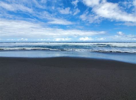 Beaches in Honokaa - Hawaii Beaches