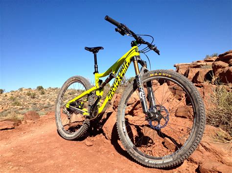 Review: Santa Cruz Bronson Carbon - Singletracks Mountain Bike News