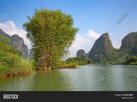 Li River Lijiang River Image & Photo (Free Trial) | Bigstock