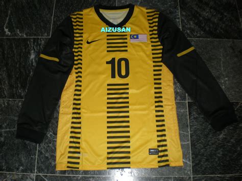 Nike Karebet: Malaysia Nike Long Sleeve Home Jersey and Away AFF Suzuki ...