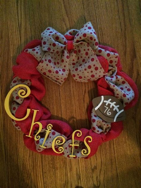 Pin by Cricket Miller on Kansas city chiefs | Wreath designs, Sports ...