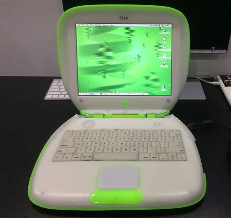 Apple iBook G3 Key Lime Clamshell - 7140448411 - oficjalne archiwum allegro