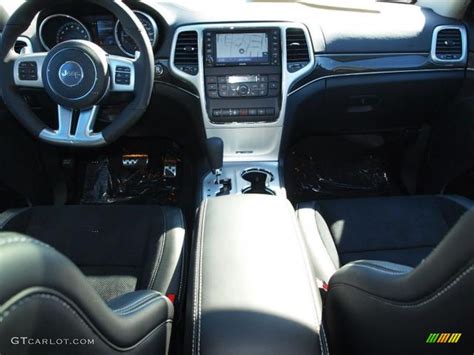 2013 Jeep Grand Cherokee Srt8 Interior – transportkuu.com