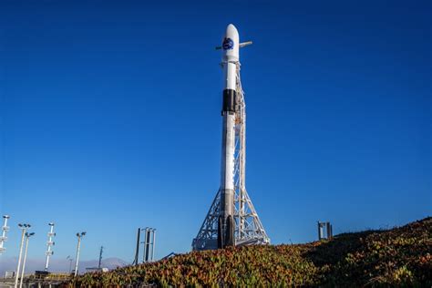 SpaceX postpones California launch to wait for better weather ...