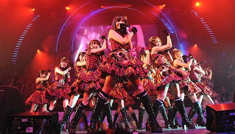 AKB48′s concerts ‘live’ on GV screens