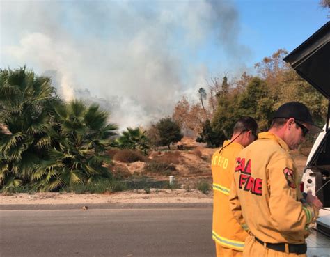 Brush fire sparks in Fallbrook, threatens homes - 10News.com KGTV-TV ...